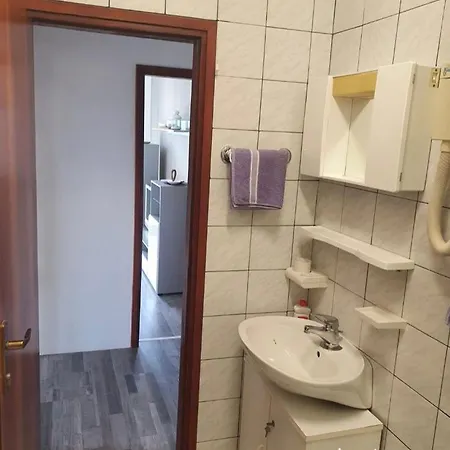 Mazzarolli Lägenhet *