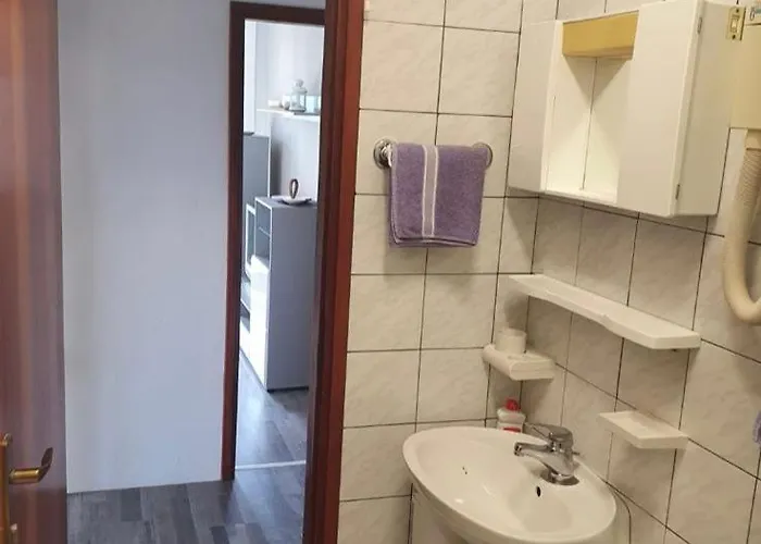 Mazzarolli Apartmán *
